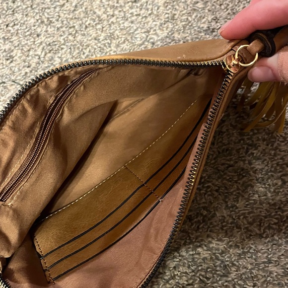 Metro Muse tan clutch purse vegan - Picture 2 of 3